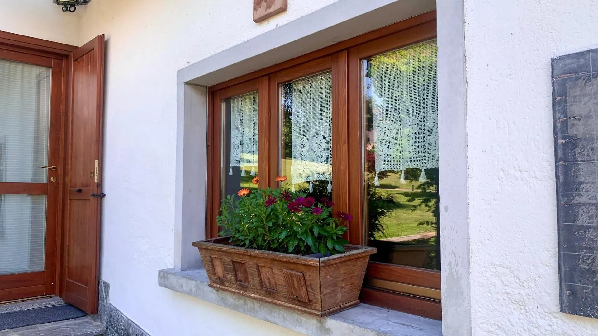 Villa Il Granaio - Ancient Molino Maufet Watermill On Lake Como - Garden View Colico Italy